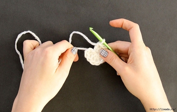 crochet-star-ornament-step-one (700x444, 200Kb)